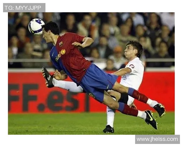 头球技艺卓越的足球明星们盘点与精彩瞬间回顾 头球技艺卓越的足球明星们盘点与精彩瞬间回顾