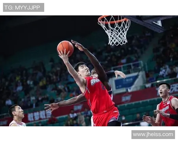 深圳乒乓球队以83分稳居杯赛积分榜首位展现强劲实力 深圳乒乓球队以83分稳居杯赛积分榜首位展现强劲实力