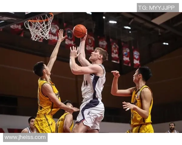 洲际杯特别报道：广州篮球队的成长故事